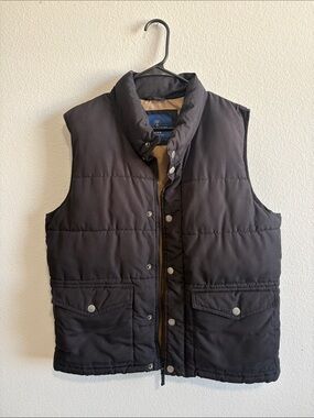 Old Navy Black Quilted Puffer Vest with Tan Lining